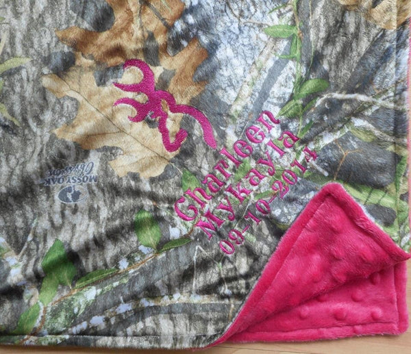 Personalized minky blanket, browning logo with name and birthdate, mossy oak and pink, other colors available.