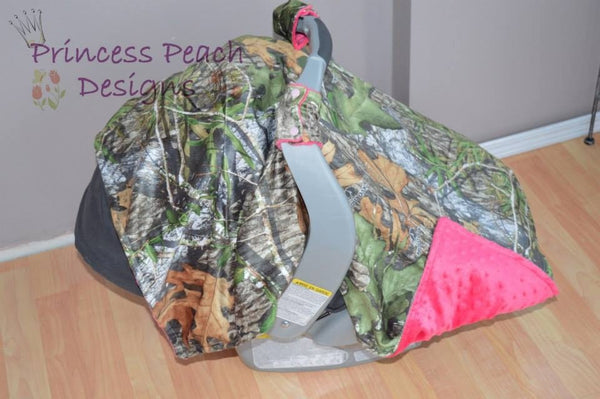 Baby car seat cover, car seat canopy, custom ordered, can be personalized. Mossy oak camo and fushia