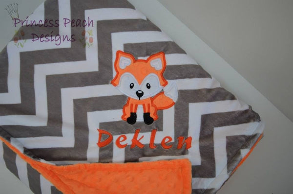 Personalized Minky Blanket, fox appliqué with and name embroidered, other colors available.
